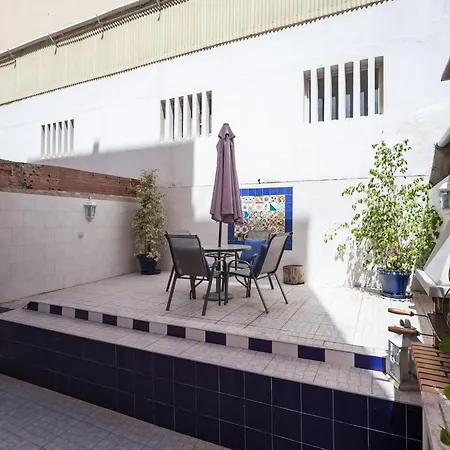 1-bedroom Flat With Terrace, Near Metro & Arena Lägenhet *