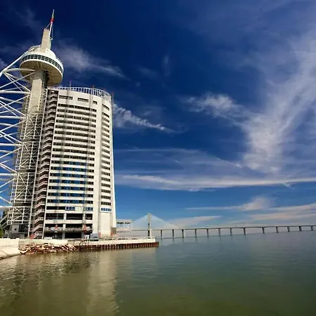 1-bedroom Flat With Terrace, Near Metro & Arena * Lisboa