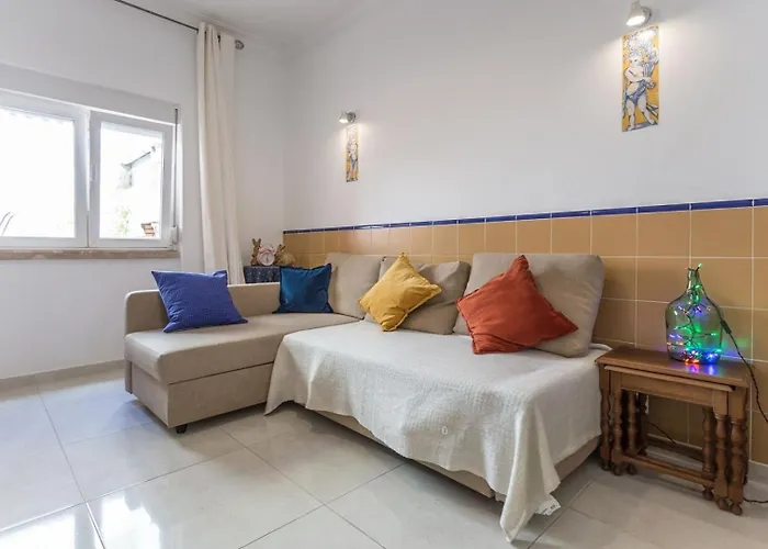 Apartman 1-bedroom Flat With Terrace, Near Metro & Arena *