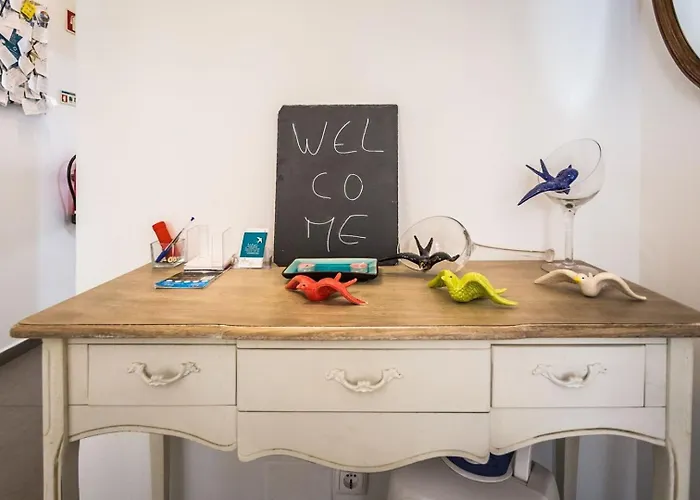 Apartman 1-bedroom Flat With Terrace, Near Metro & Arena Lisboa